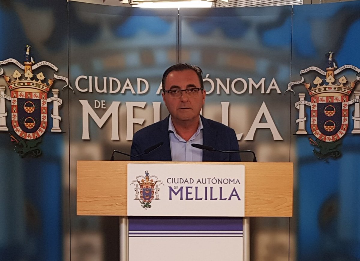 MelillaTurismo's tweet photo. Comienza @jmateo01 La #RuedaDePrensa agradeciendo a la Naviera @LineasArmas la apuesta que hizo por la línea entre #MotrilMelilla   hace algunos años y que supuso una gran mejora en el Transporte Marítimo de nuestra ciudad. https://t.co/QzfZmlJ8nD
