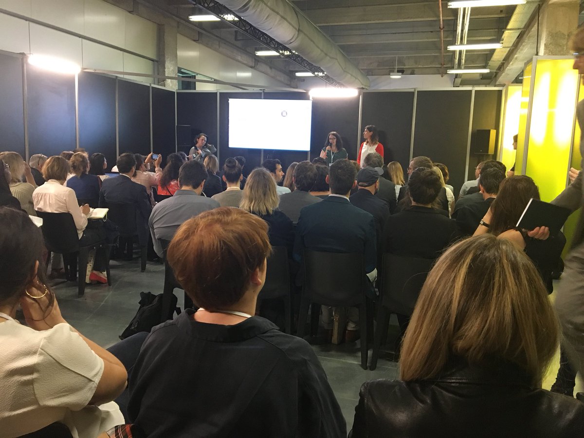 @suttermillsnews presenting Décathlon use case - how to complete data analysis with qualitative studies. <a href="/aurelie_bastian/">Aurélie BASTIAN</a> &amp; <a href="/alixfv/">alix</a>