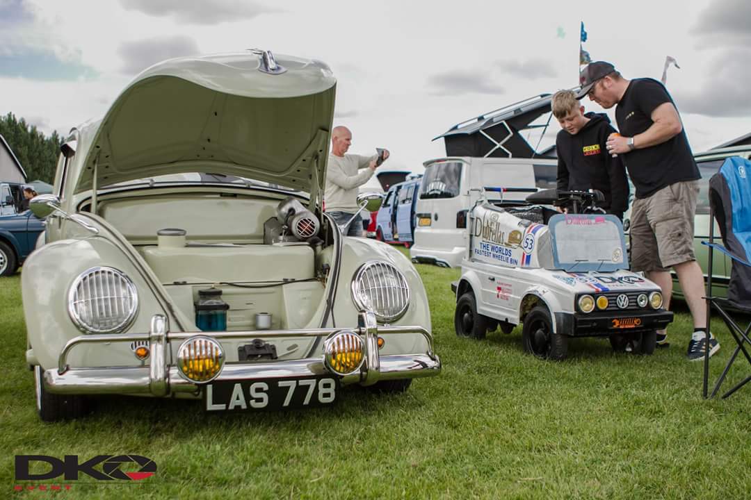 DUBFELLAS's tweet photo. Great weekend at #busstopover with the Dubfellas #Volkswagen club roll on the next one https://t.co/bDGEWxpu3J