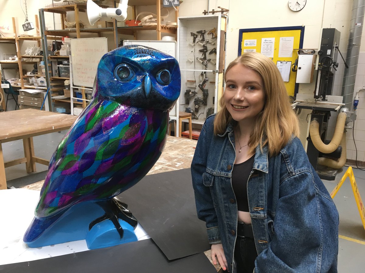 BathCollege's tweet image. ‘Beaky’ the owlet, kindly donated to @BathCollege by @BathBID, is now looking fabulous after receiving a makeover from Year 2 College Design students Sammie Palmer &amp;amp; Oriana Viall. #studentproject #designstudents  @OwlsofBath