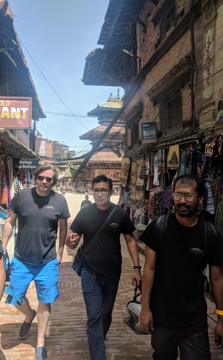 #vesuvio on the move. #shortbreak @k_feldborg @73niraj #durbarsquare #bhaktapur #developers