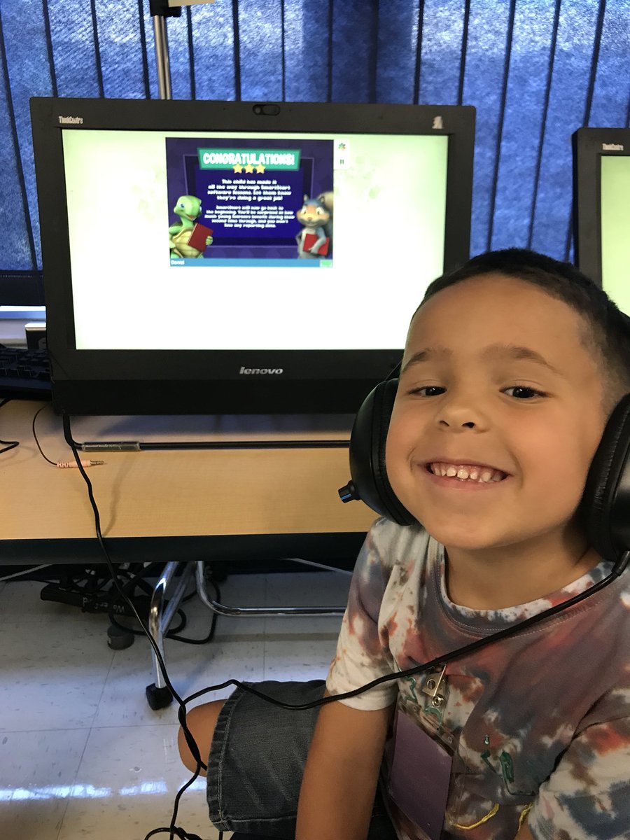 nagus_jobskills's tweet image. Way to go Daniel he completed Smart Start @VCSLearn2Tech #vcssummer
