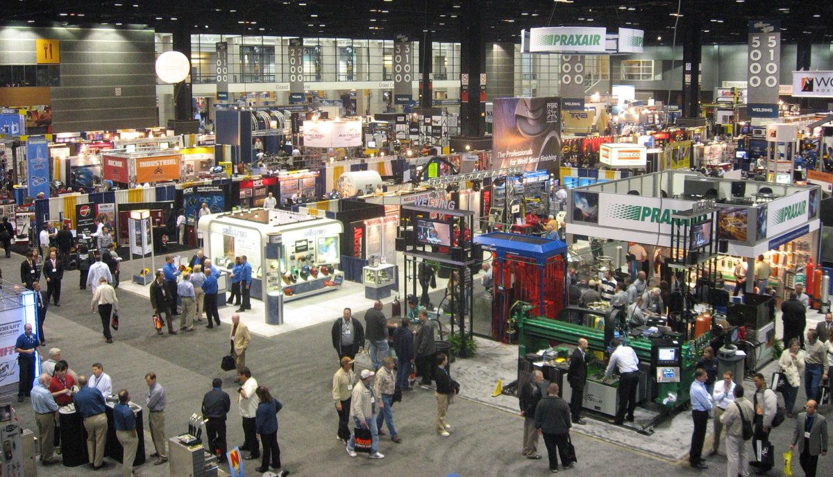 TeamPromoUK1's tweet image. It can be difficult to make yourself stand out and be memorable at shows, so why not give your potential clients a #promotional #giveaway for them to remember you by. Contact #Teampromo to discuss what items we think will suit your company and budget. sales@teampromo.co.uk