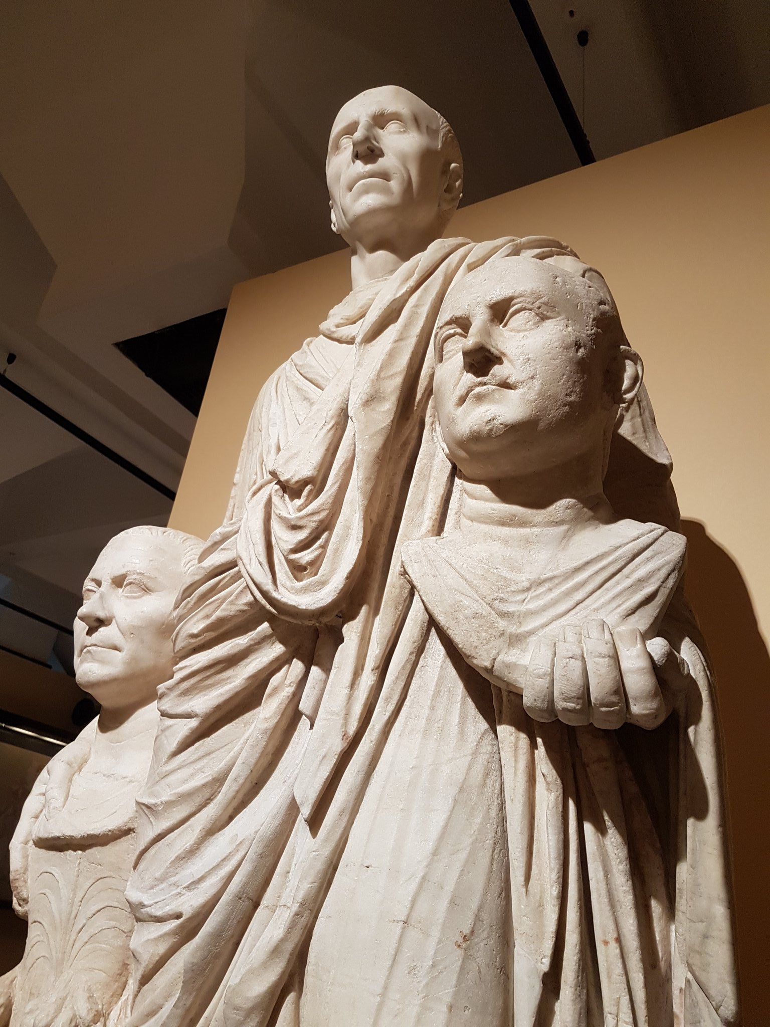 dr alina kozlovski on twitter barberini togatus clutching some busts at the montemartini museum roma ancientrome museums classics arteromana barberini togatus clutching some busts