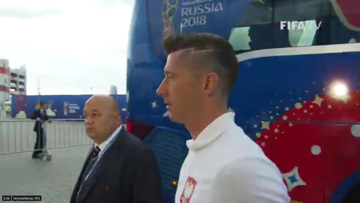 Darek Dobek On Twitter Nowa Fryzura Lewandowskiego Błyskawica