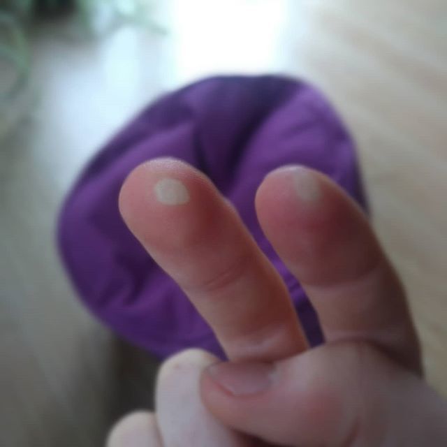 donalpywell's tweet photo. Fingers sore after a morning of SLAP BASS practice. #video #funk #bass #slapbass #fender #slap #ouch https://t.co/5nWNqEs0z9 https://t.co/QCuI3Khve9