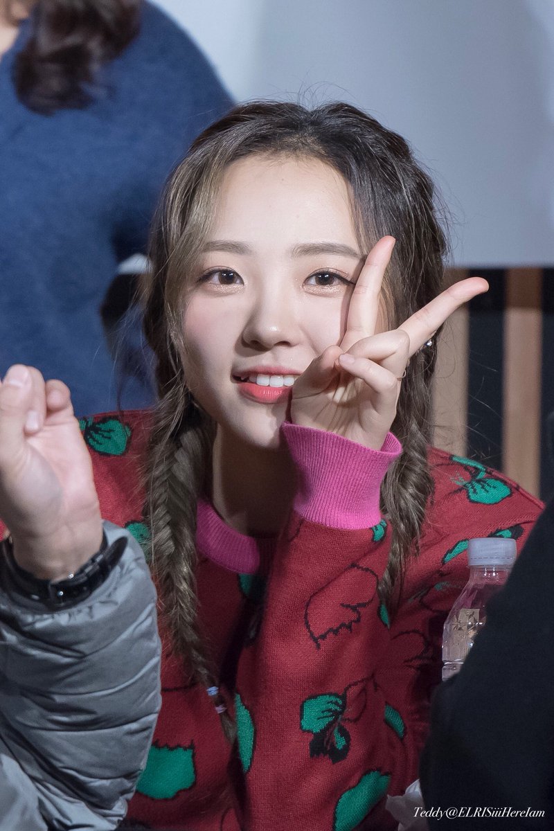 ELRISiiiHereIam's tweet photo. なんか勢い余って現像してしまった🤣
171105 ELRIS 일산 팬사인회 @우경아트홀
#ELRIS #엘리스 #エリス
#Color_Crush #POWPOW
#후너스 #HUNUS
#혜성 #Hyeseong #ヘソン #양혜선
@HUNUS_ELRIS https://t.co/VIpzcBQdSF