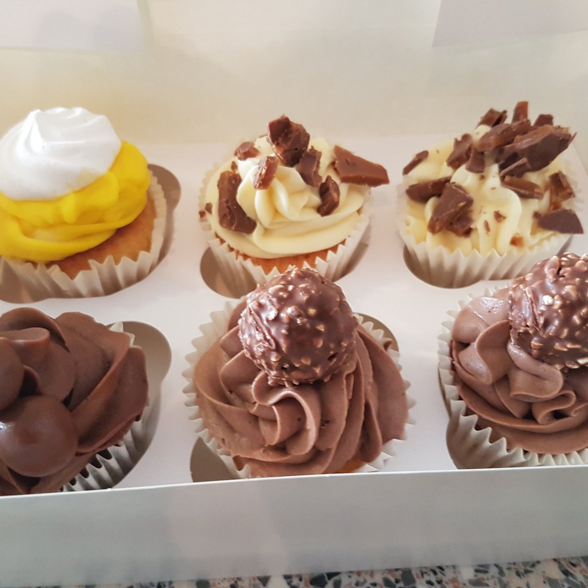 Available to order <a href="/CafeTums/">kings head freiston</a> #cupcakes #homebaker