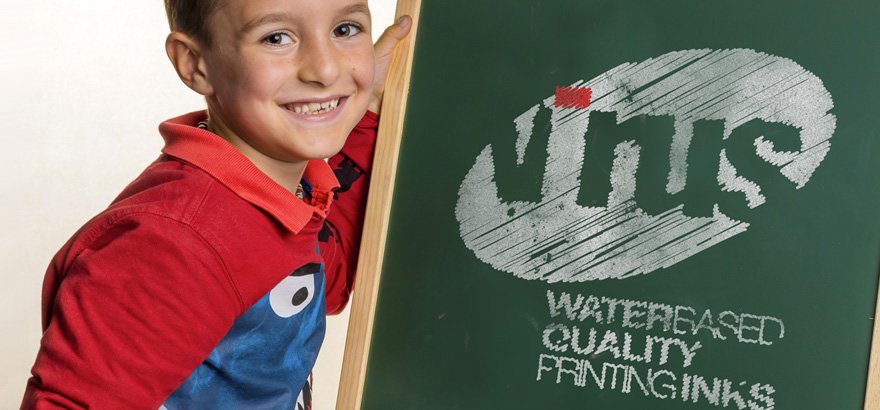 ColensoScreen's tweet photo. Ensure a better future for children with #virusinks. Virus inks are free of chemical harmful substances from children's clothing. High performance inks and tools designed for best results & savings. #screenprinting #textiles #ecofriendly #tshirts #apparel #screenprint #cmyk https://t.co/u7NItI4fFn