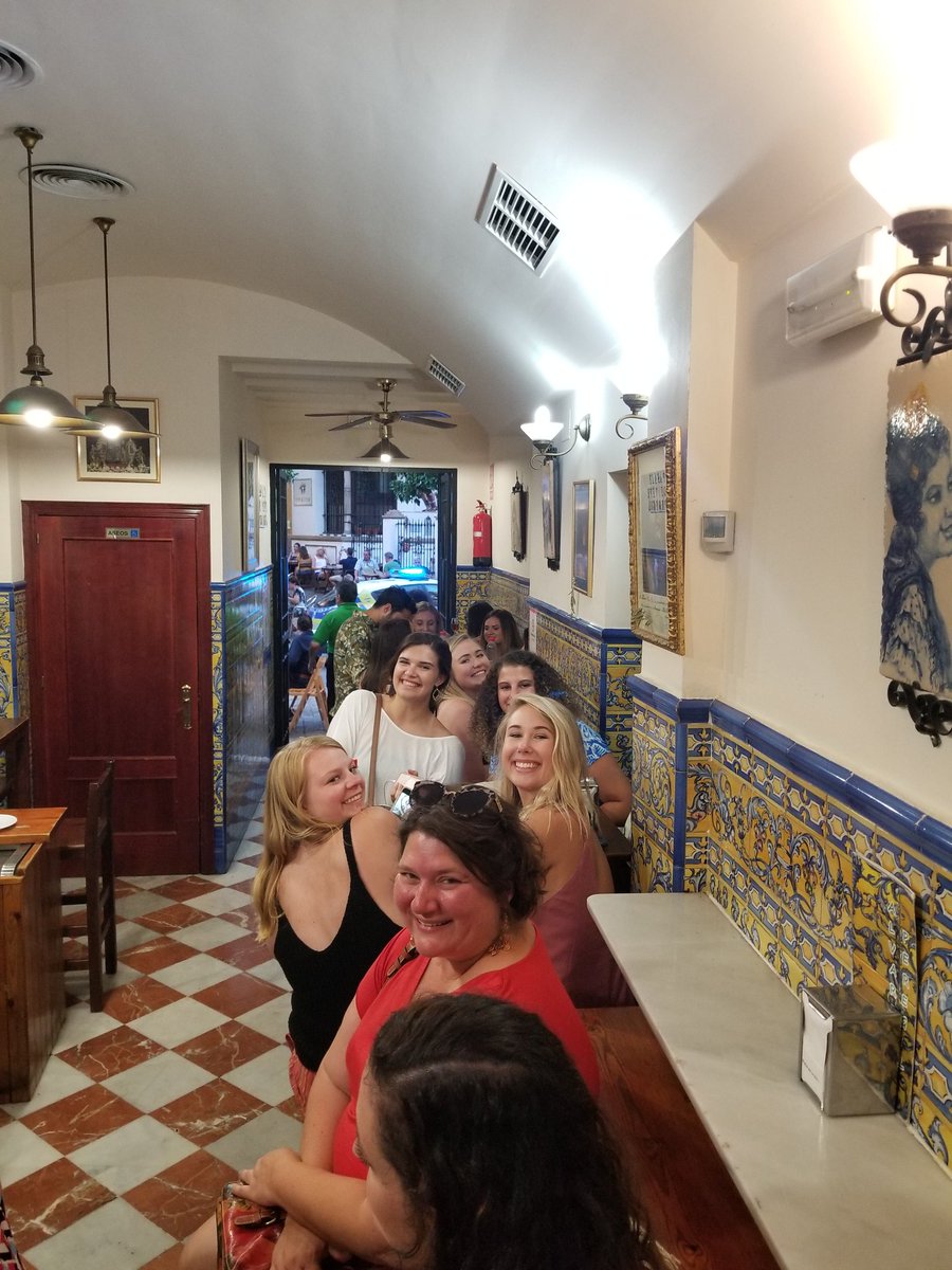 purplechon's tweet photo. #prcm3090s18 another group picture when we got a tapas tour. https://t.co/wrjIhkRUqs