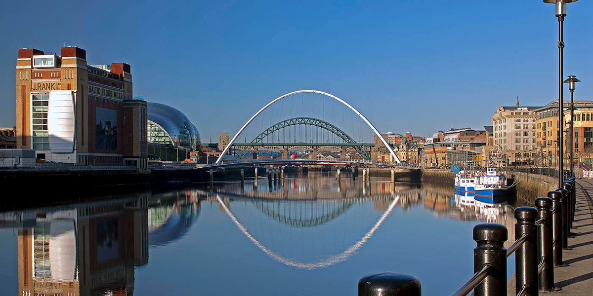 getnorth2018's tweet photo. NewcastleGateshead Quayside will be alive with activity during our 80 day programme. The Great Exhibition of the North will allow the city to sparkle in a whole new light. Find out what's going on, via the website: https://t.co/q7Pzz6wvOg  #GetNorth2018 https://t.co/CDbUmENcgh