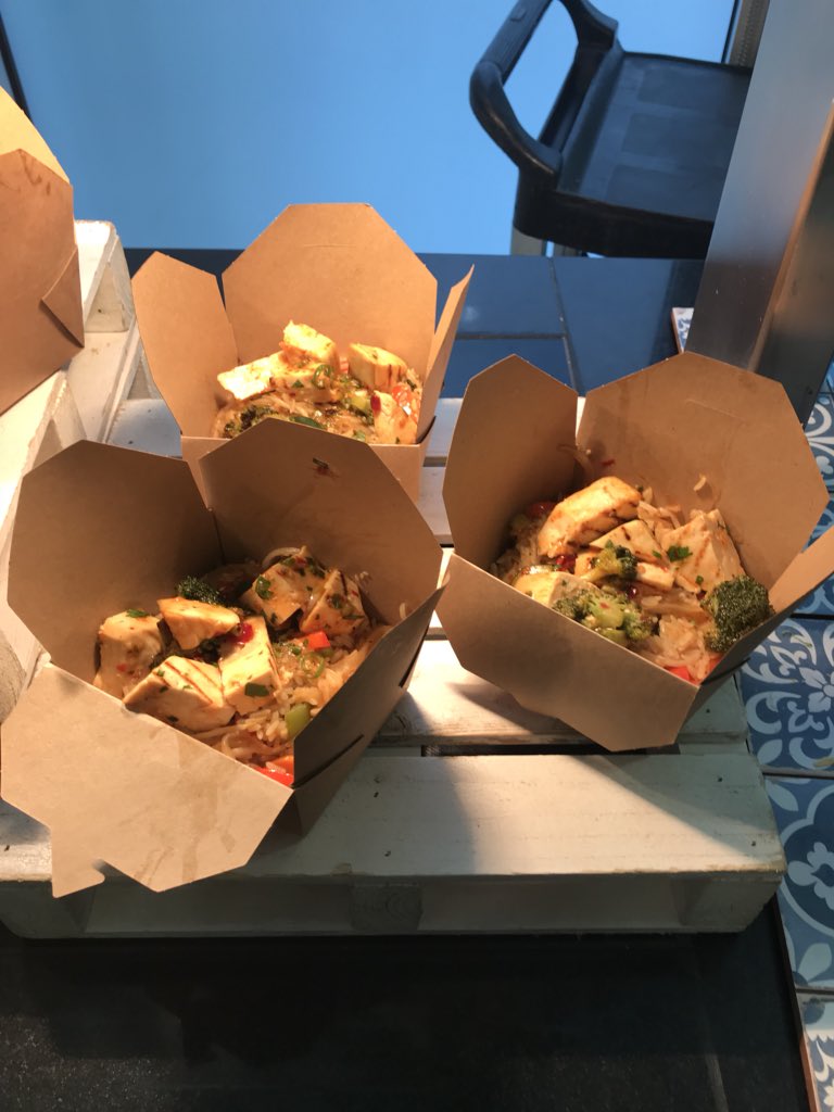 Lovely vegan friendly snacks and classic Caesar salad at 1MLP! Jammy! <a href="/ZM876/">Zoe Moulson</a>  <a href="/RHangyal/">Reka Hangyal</a> <a href="/iamivank/">Ivan K 💜💙</a> <a href="/MarcinJoze/">Marcin Joze</a> @ISSFrontofHouse  <a href="/marine_casier/">Marine Casier</a> <a href="/Kajori16/">Kajori</a>