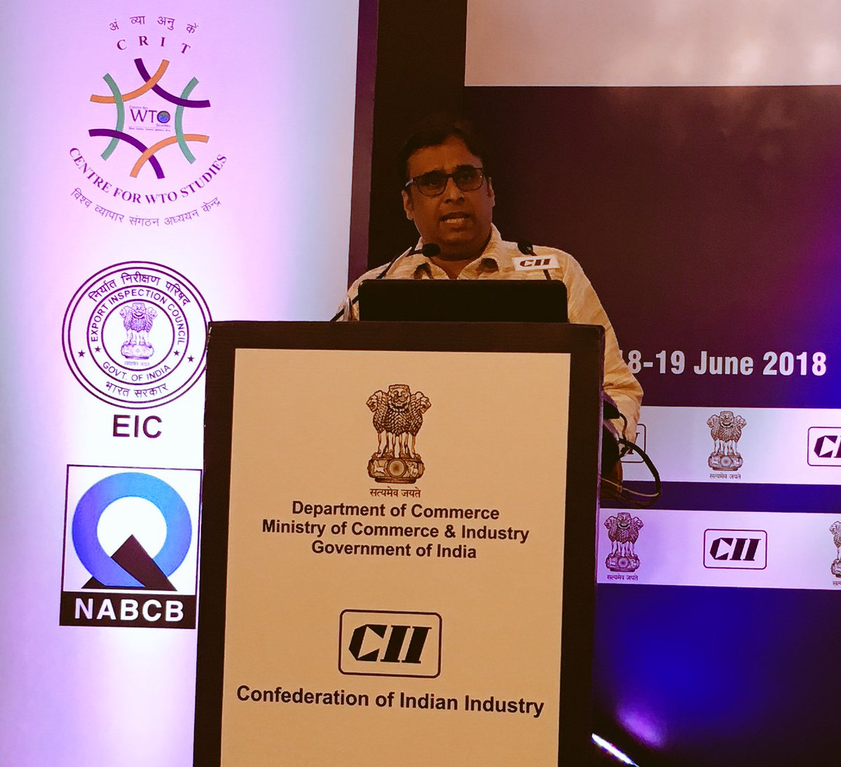DoC_GoI's tweet photo. Mr. Sourabh Diddi, Director, @Beeindiain, @MinOfPower informs the audience about Energy Conservation Act at #StandardsConclave2018 https://t.co/KzRynVlbxZ