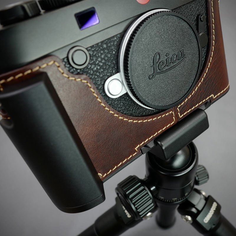 Nine Select בטוויטר Lim S Italian Genuine Leather Metal Grip Half Case For Leica M10 Lc M10br Color Brown T Co Cltn7g7hju Lims リムズ Cameracase カメラケース Leica M10 ライカ Leicam10 ライカm10 おしゃれ かっこいい カメラ男子