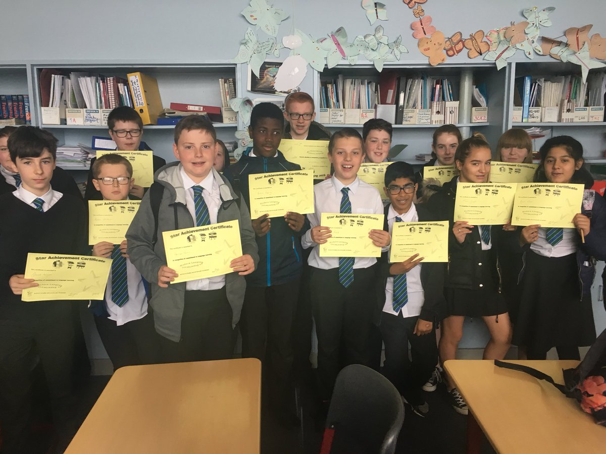 kpss_modernlang's tweet image. ML Star Awards for commitment to language learning. An excellent start for some of our new S2 learners #believeachieve #positiveexperiences #relationships