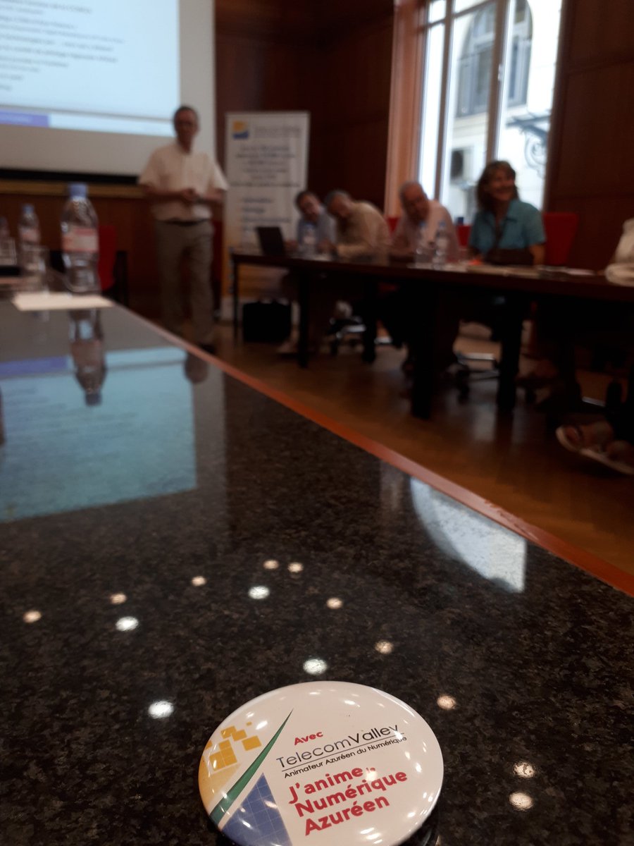 StefanieFiori's tweet photo. En direct de la commission #mtourisme @TelecomValley 

Présentation @Choosr_  de @Voxcracy 
▶️ vous aider à mieux choisir !
En présence de @N_Dalmasso @MCziczac @DDPath @LucasVIALLIS @fritsch https://t.co/wcaf4O1fUG