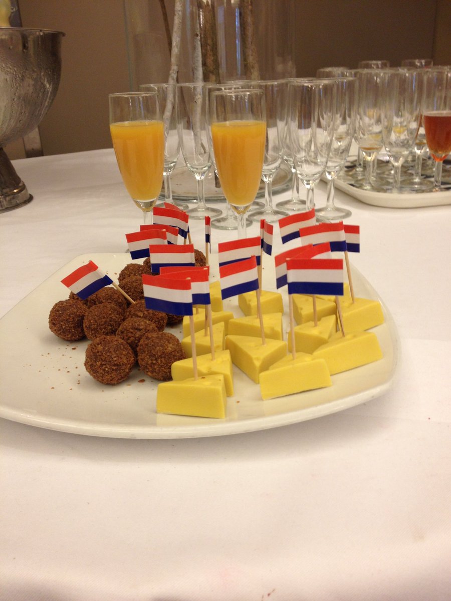 Ontvangst <a href="/inspiratiedag/">OSV Oost Nederland</a> unithoofden @JBZ vanuit een ander perspectief (hè bitterballen?)