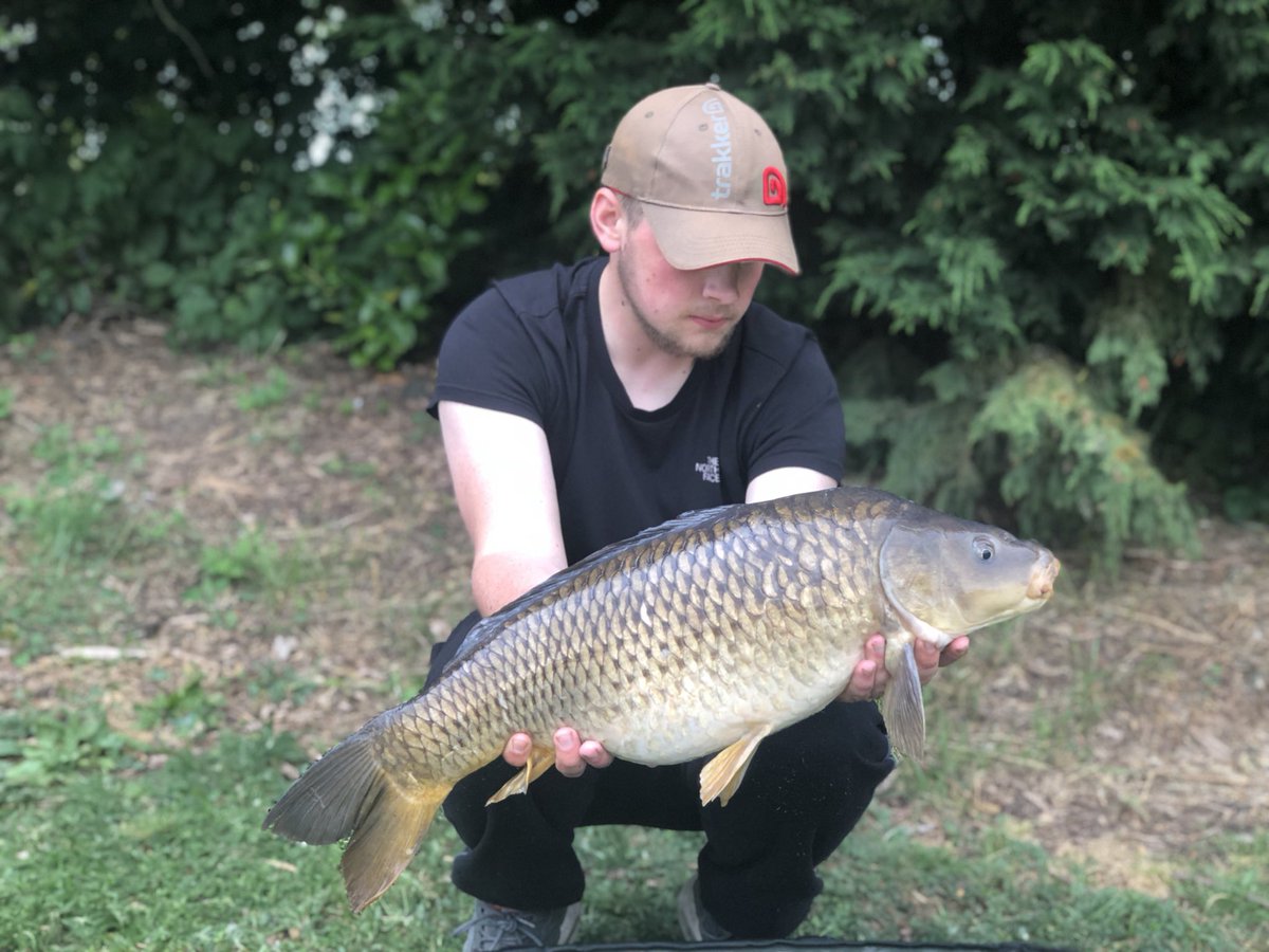 jjangling's tweet photo. Wicked afternoon session over @KPangling syndicate water a lot of fish came out on various different rigs from your standard hair rig to the more complex ronnie/German. Topped with @hydrabaits hades pop ups doing the business again. Back out on the bank the weekend,tight lines.🎣 https://t.co/nwv16K1lfH