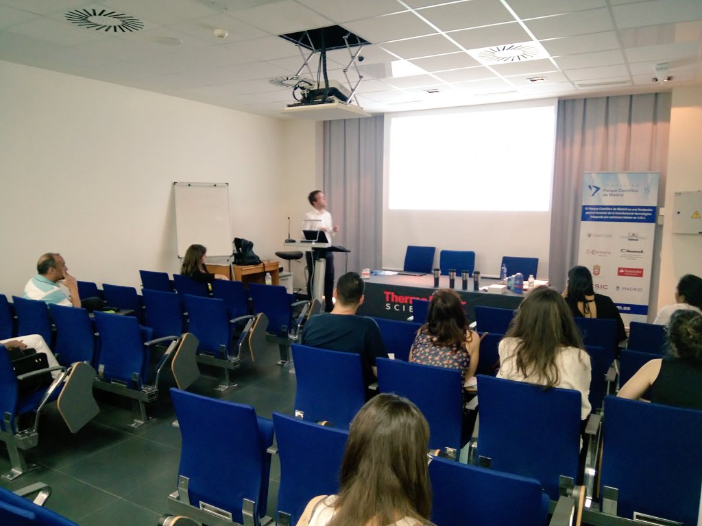 pcmMadrid's tweet photo. #HoyVisitaPCM miembros de @thermofisher para impartir jornada sobre #cancerresearch #invitrogen https://t.co/Qxa9g8lxOz