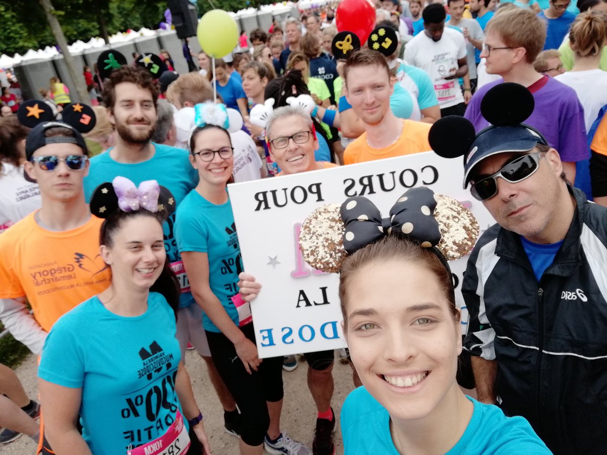 mathlife_'s tweet photo. Un énorme merci à tous ceux qui m'ont permis de vivre cette journée inoubliable remplie de partage, de joie, d'espoir et de rencontres ❤️
Trop fière d'avoir couru mon premier 10 km pour @vaincrelamuco et ma petite battante @JecourspourElsa
À l'année prochaine @coursedesheros https://t.co/WjYMSxNS02