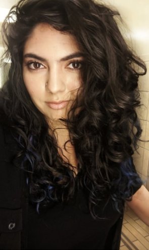 curljunkie's tweet image. @curly.ashlee finishes her look with our Pattern Pusha™️ gel for soft touchable curls. 💕💕#curlyhair #wavyhair #patternpusha #hairgoals #hairgel  @curljunkie Regram/📷: @curly.ashlee

Follow Us: Instagram @curljunkiehairproducts
Shop: Curljunkie.com