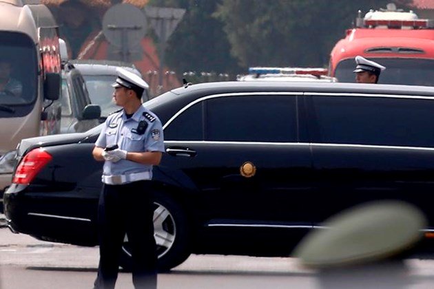 Kim Jong Un visiting China, expected to discuss his nukes: bit.ly/2LZEbx1 https://t.co/R4p8zecGzL