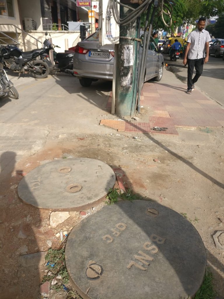 ralpharakal's tweet photo. Days and months since this car is parked on the pavement on a daily basis. Location: Koramangala 80 ft road, 100 m ahead of BMTC Complex. PS: No action taken even after repeated posts. @adugoditraffic1 @blrcitytraffic @AddlCPTraffic @ACP_TrafficEast @btppubliceye https://t.co/FJcbOJxsHC
