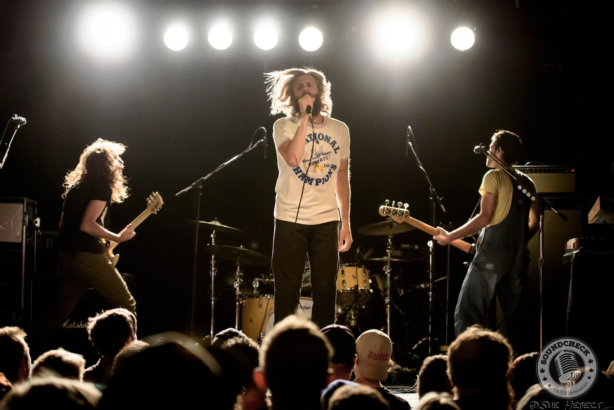SoundCheckBlg's tweet photo. .@the_edge Secret Thing presents @awolnation at @LeesPalaceTO #WeLoveLive #Toronto #EdgeSecretThing 📸@suziesuephoto 📝@emilycraven_ https://t.co/TvEGALhDOD https://t.co/jK35G0t0R5