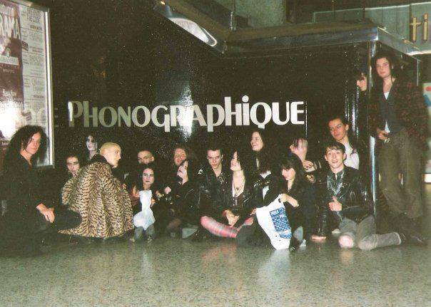 wireleeds's tweet photo. Something a touch different tonight, Le Phono makes its return!

Goth, Punk, Rock and plenty of alternative floorfillers all night. 

https://t.co/5EMAOERisN https://t.co/dWhKoU8bPA