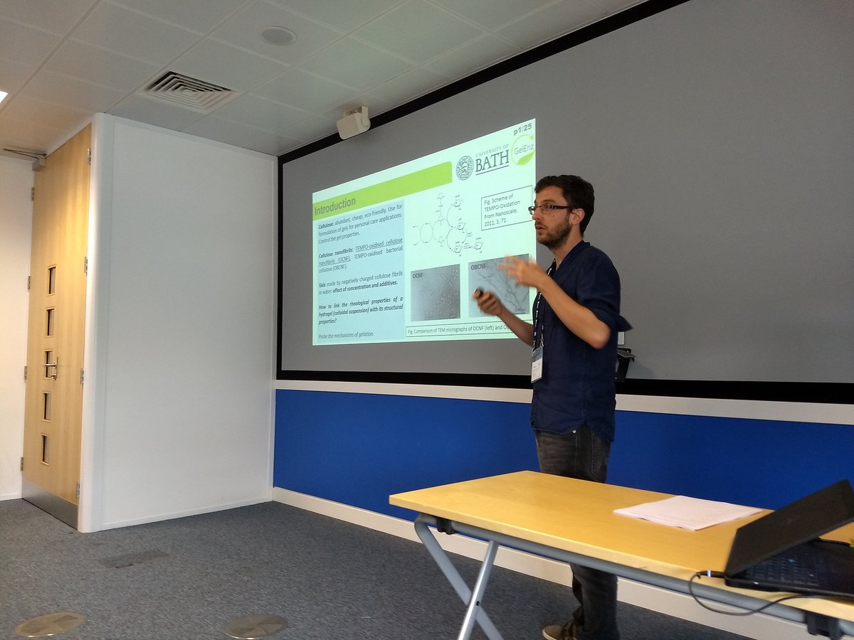 clairepizzey's tweet photo. Julien Schmitt from @UniofBath discussing combined rheology and SAXS expts to investigate gel behaviour in cellulose formulations #cc4sf https://t.co/i04ZRaYTOm