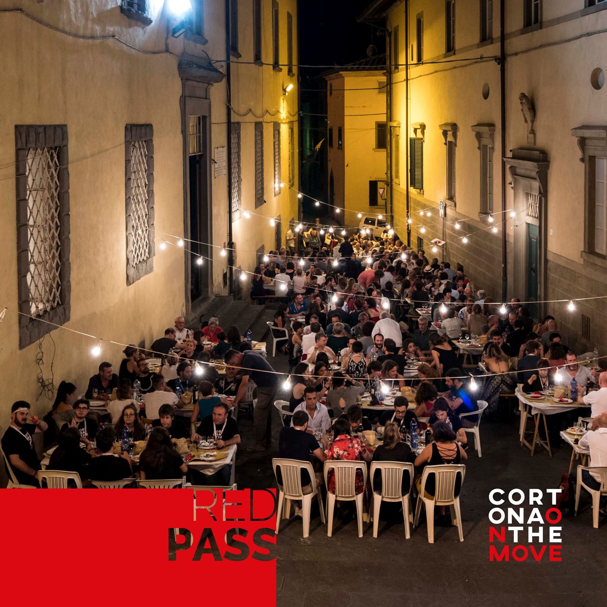 CortonaOTM's tweet image. From July 12 to 14 Cortona is a buzz with presentations, workshops and portfolio reviews, not to mention some of the world’s leading photographers! Buy the #COTM2018 Red Pass to join the inauguration drinks and dinner party. Info and prices here: goo.gl/7kyBXv