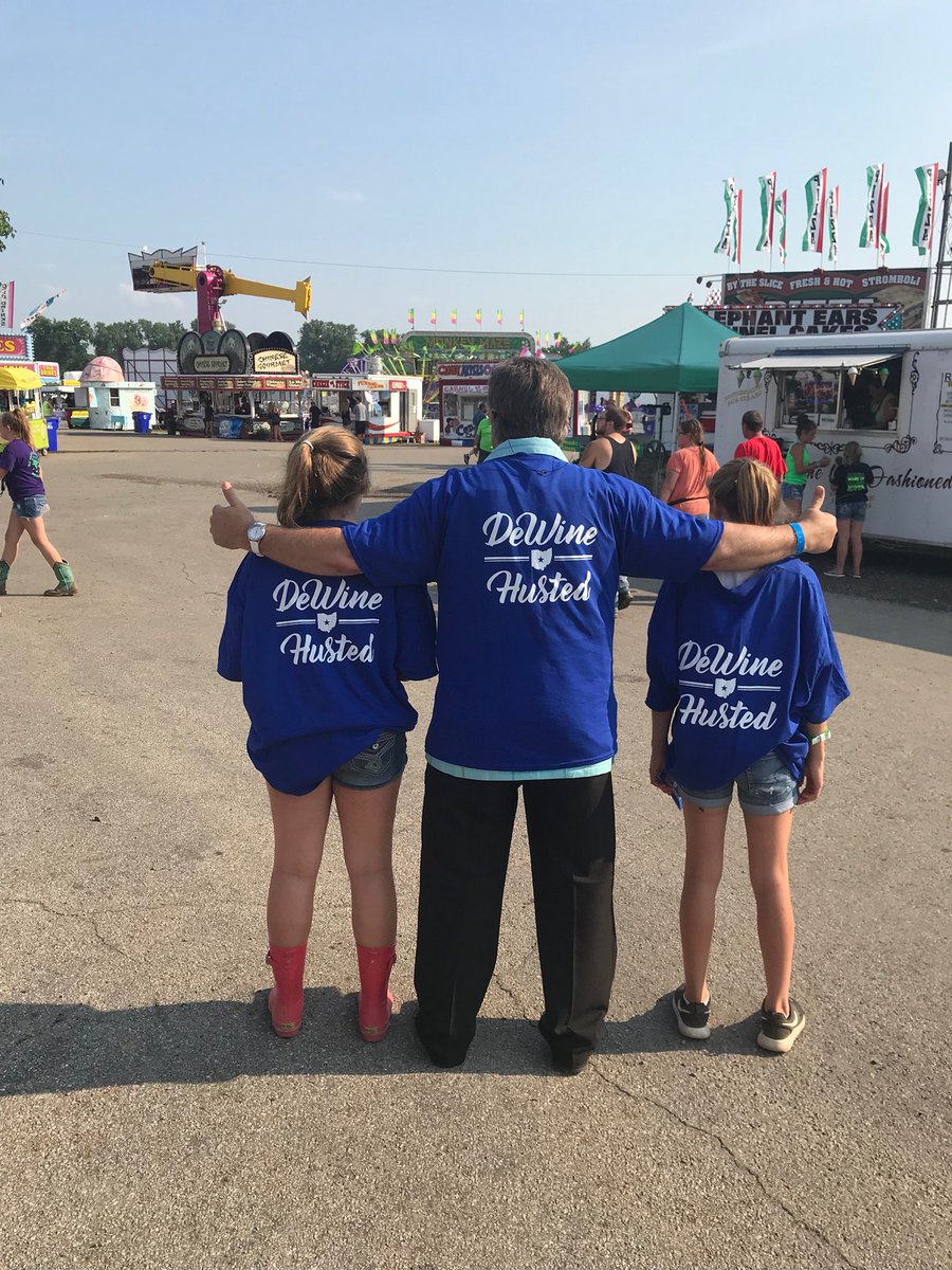 DeWineHustedOH's tweet photo. .@MikeDeWine & @JonHusted are represented at the Pickaway County Fair this week! Thanks for supporting #OhiosFuture! #OHGov #DHFO2018 https://t.co/3ob1lddqJJ