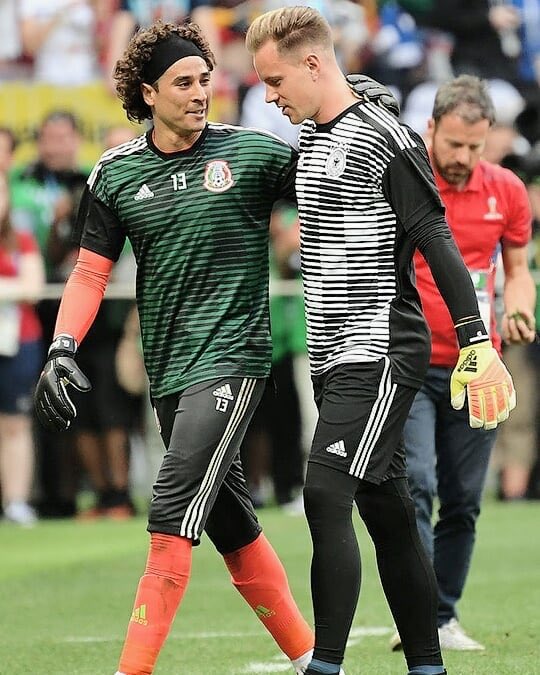 8a 💪🏻👊🏻 <a href="/yosoy8a/">Guillermo Ochoa</a> #WorldCup