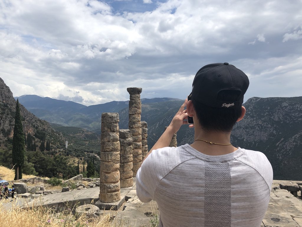 He thought the view of the ruins was beautiful, but I thought he ruined the view ✨