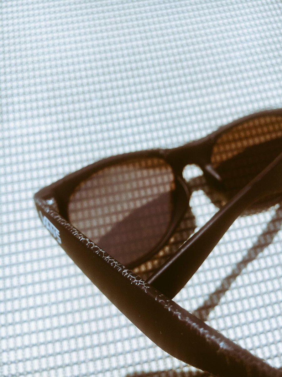 jasonnye's tweet photo. @VANS_66 only worn these sunglasses a few times and they’ve blistered all over! ☹️ surely they’re supposed to be worn in the sun?! Not good 😢👎 https://t.co/kQ5r6ZV4tK