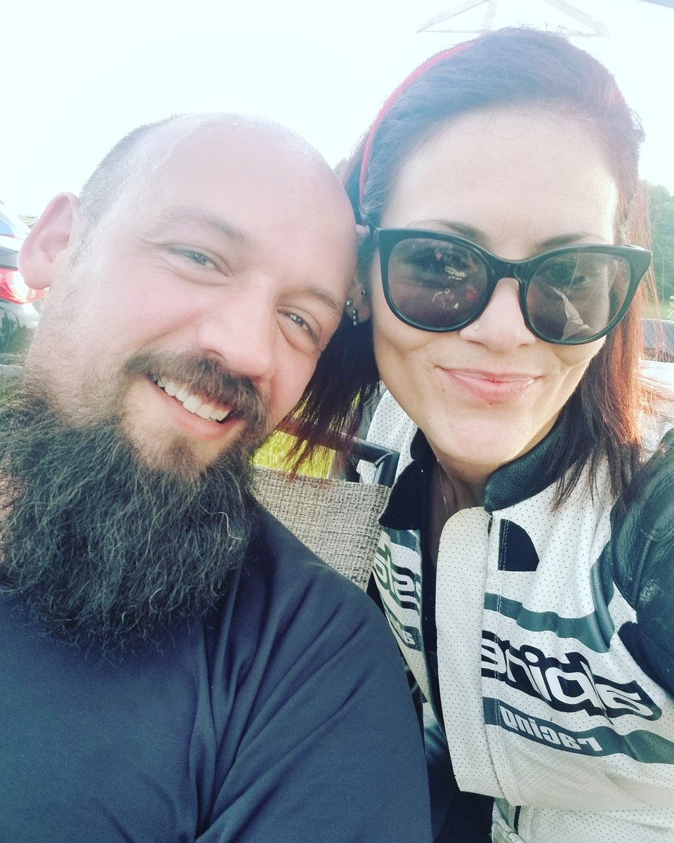 MrsMapleMitten's tweet photo. La vie est belle. https://t.co/fnQwYJwuID
