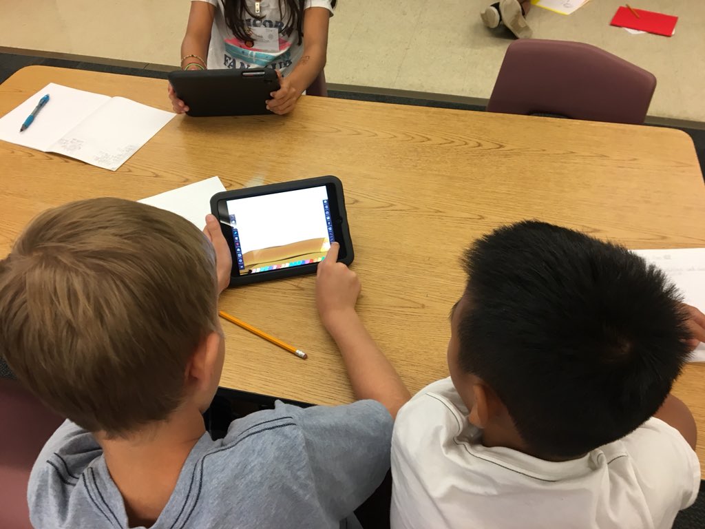 Ss learning drawing desk app to practice creating water pollution solutions. <a href="/Gifted_HCPS/">GiftedHCPS</a> #essp4 #4DaysThatChangeLives