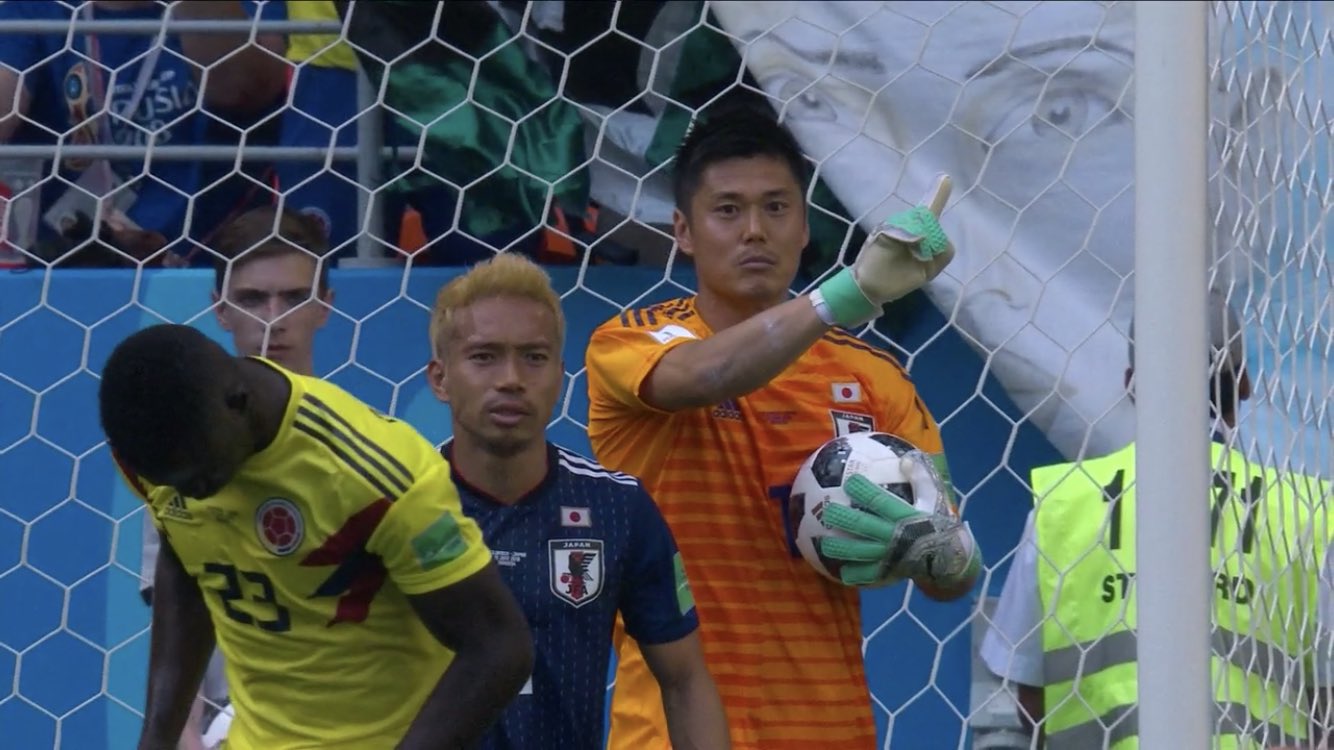 フェラーリ金子 必死に入ってないアピールする川島永嗣 T Co Ocbrv0bmea Twitter