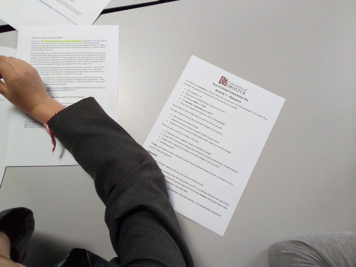 AnsfordAcademy's tweet photo. Thank you @HmdHelen for a brilliant experience today for our Y8s. It was amazing to see so many young people in passionate debate about an issue that effects them and future generations. #educatingSomerset #globalcitizen #geography #climatechange https://t.co/bvXw7PgFsH