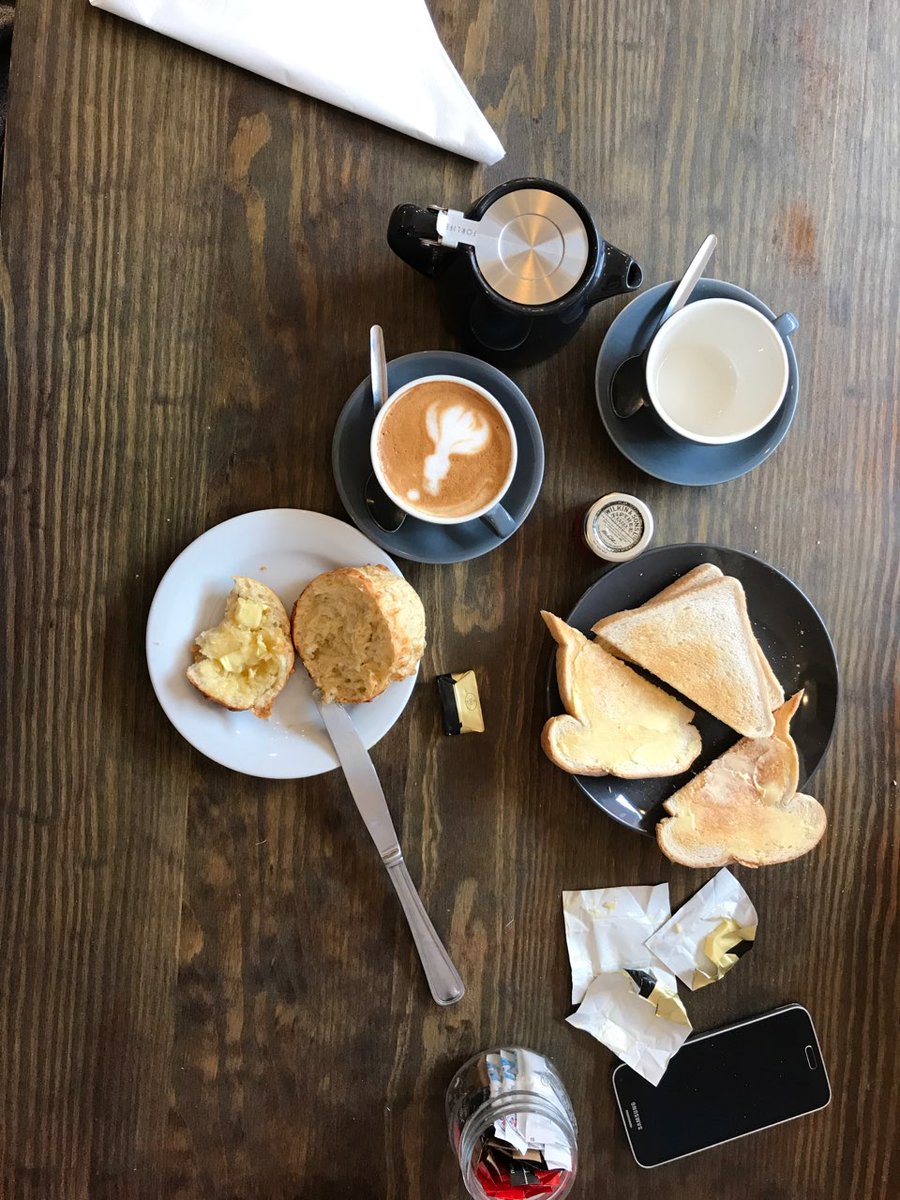 LifeWorksSpace's tweet image. #carbing -up ahead of a busy day helping make LifeWork better for our clients! #StAlbans #declutter #thoughtfulreorganisation
