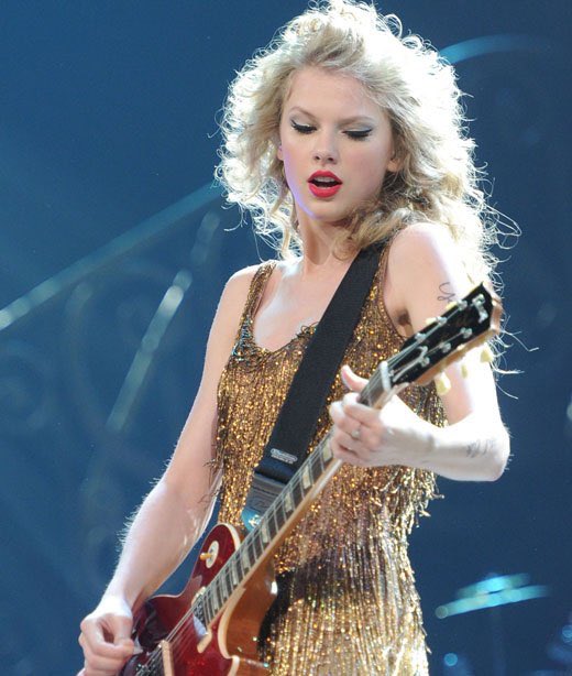 aratay_0613's tweet photo. 女神の如く美しいTaylorを描けば
チケットが当たるかもしれない
わたしにも皆さんにも
@taylorswift13 @taylorswift13jp #TaylorSwift #RepuatationStadiumTour #fanart https://t.co/CutB0boRw4