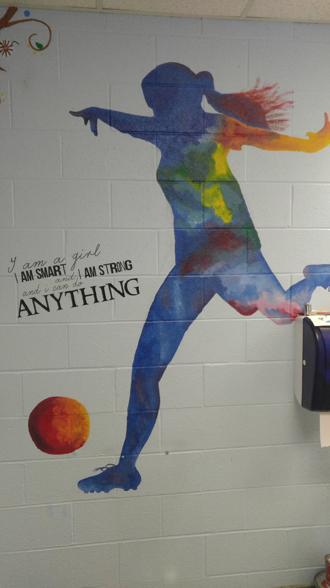 Mrs_NorrisPRS's tweet photo. Girl's 5th grade bathroom.#prs50 @paulroadschool https://t.co/UoRcEBvCdR