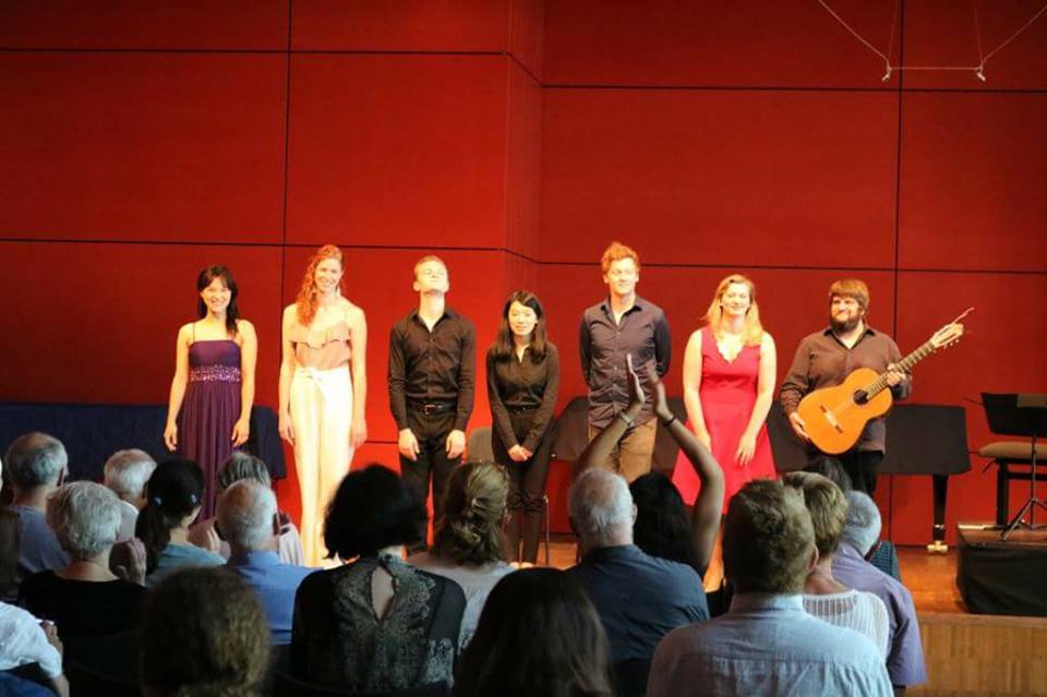 A few photos from yesterdays Matinee concert "Guitarra y Canto", presented by the Hochschule für Musik Mainz and Koblenz International Guitar Festival &amp; Academy. 
It was a wonderful concert and big congratulations to all the performers who took part - ,... facebook.com/322050283570/p…
