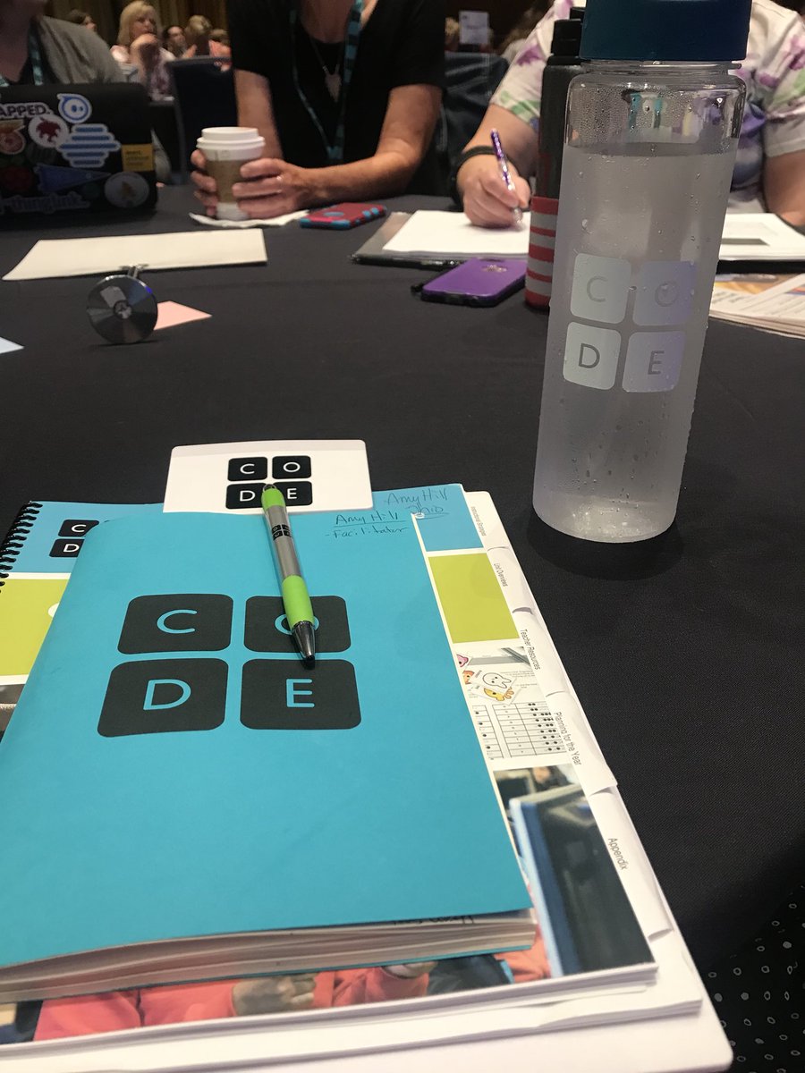 techteach_Amy's tweet image. Ready for day 2! #OSLN #teacherCon18