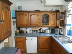 AveryWSM's tweet photo. NEW - SOUTHWARD - £270,000
An amazing opportunity to purchase this 1930's semi detached house. With 2 reception rooms, 3 bedrooms, a kitchen and separate utility room plus 2 bathrooms, off street parking and a garage. This property has plenty to offer.

https://t.co/3UZlpzBPVb https://t.co/ax2Wud9J77