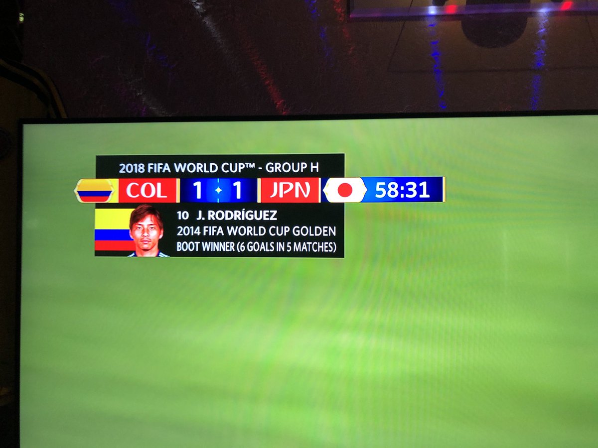 ColoBlanco97's tweet photo. That’s not James..... 🤔😳😂 #COLvsJAP #WorldCup https://t.co/ZUY9NmQ5zD