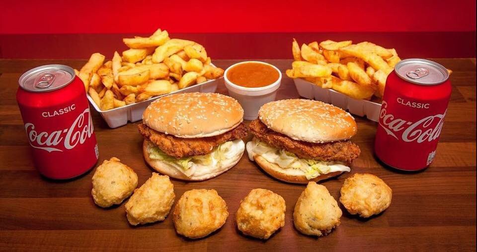 Yes Monday is over and it's Tuesday Breast in a Bun Deal time ...all of this for €15😋👏 Tag who is sharing this with you today. 

Delivery until 4am daily from our Cork city new shop 😀 #cork