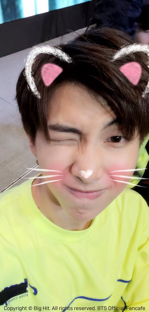 ArmyParadise2's tweet photo. [ FANCAFE ] 180619
》BTS Episode《

Love Yourself: Tear Album Selcas
✏Behind the Scenes (2) #Namjoon

AmyParadiseBTS || @BTS_twt || #방탄소년단 https://t.co/uvMoiYSVfM