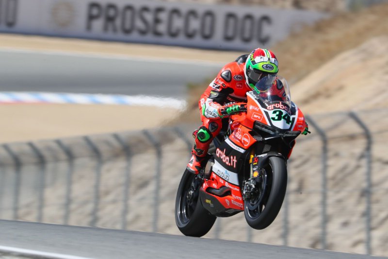 Si piensas en darte por vencido... Piensa antes en la razón por la cual te mantuviste de pie todo este tiempo.
#WSBK #SBK #USWorldSBK