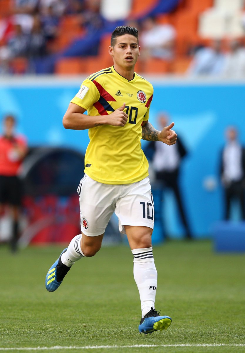 FCBayern's tweet photo. 🇨🇴🆚🇯🇵 1:2

@jamesdrodriguez wurde nach seiner Wadenblessur nach 59 Minuten eingewechselt. Kopf hoch! #COLJPN #WM2018 https://t.co/HB4EbnIUx3